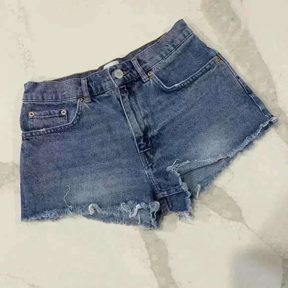 Urban Outfitters BDG Mid Rise Essential Denim Jean Shorts Women's 27 Distressed - Picture 1 of 5
